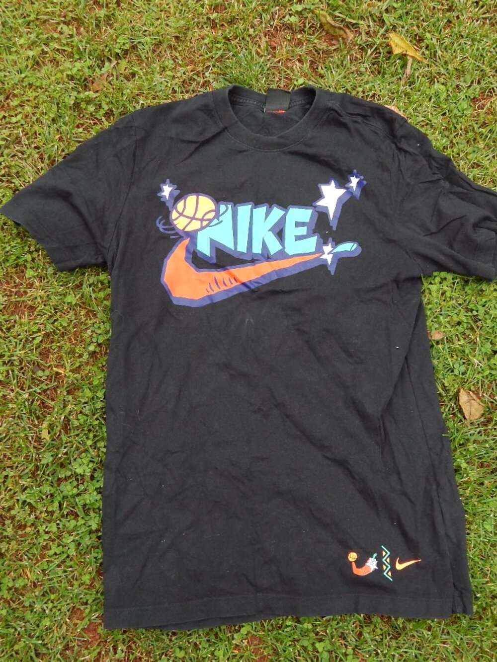 Nike T Shirt Adult Big Graphic Cartoon Logo Mens Size Medium
